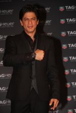 Shahrukh Khan unveils Tag Heuer Carrera series in Mumbai on 6th Aug 2012 (21).JPG